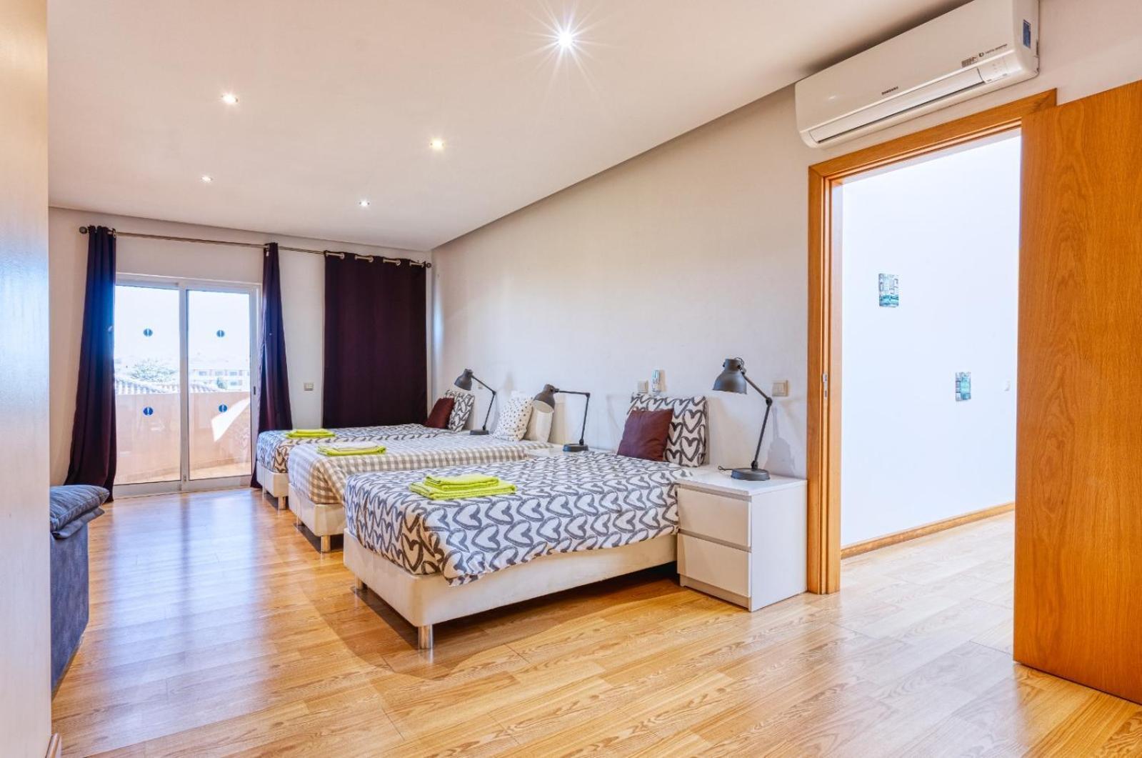 Full Private 300Sqm Villa Jacuzzi Heated Pool Ideal & Quiet Location Albufeira Exterior foto