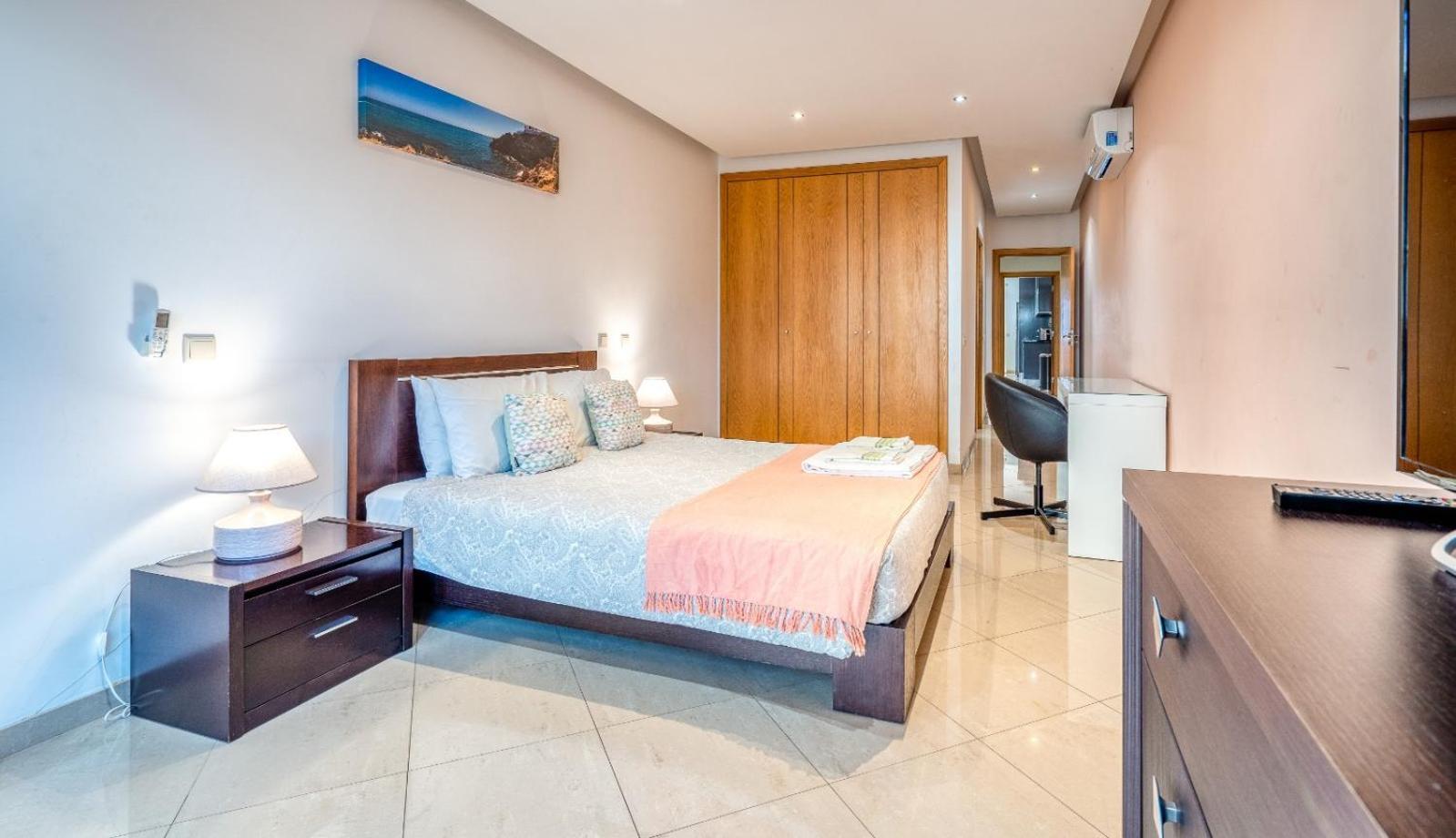 Full Private 300Sqm Villa Jacuzzi Heated Pool Ideal & Quiet Location Albufeira Exterior foto