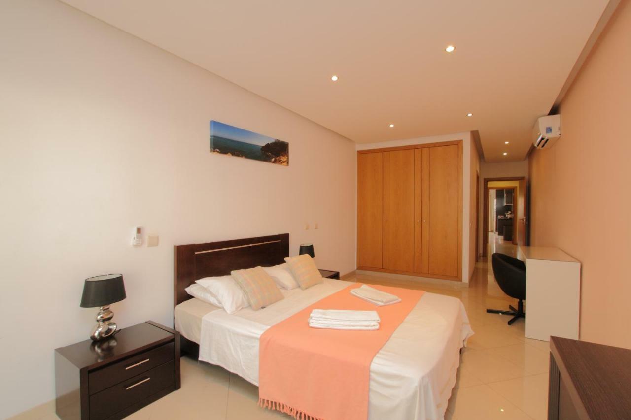 Full Private 300Sqm Villa Jacuzzi Heated Pool Ideal & Quiet Location Albufeira Exterior foto
